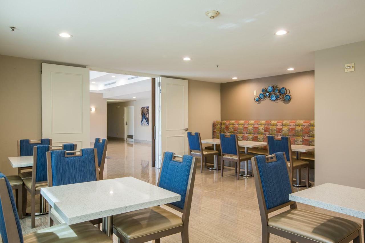 מלון Baymont By Wyndham Albuquerque Airport מראה חיצוני תמונה